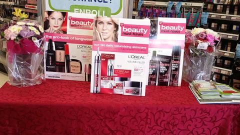 Walgreens L'Oreal 'Beauty Must-Haves' Table Display